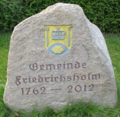Gedenkstein in Friedrichsholm (8. Kolonie)
