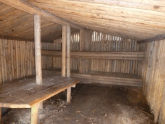 Erdhütte (innen)